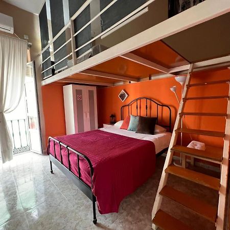 La Maestranza Apartment Rooms Sewilla Zewnętrze zdjęcie
