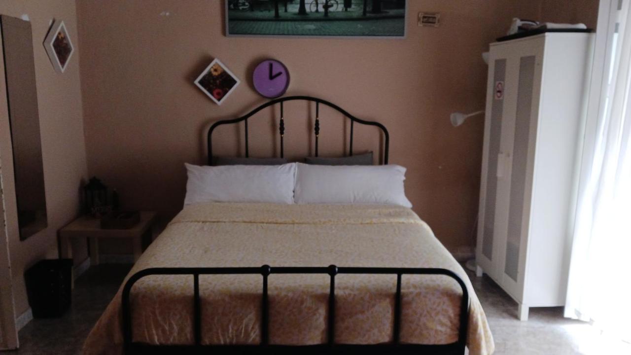 La Maestranza Apartment Rooms Sewilla Zewnętrze zdjęcie